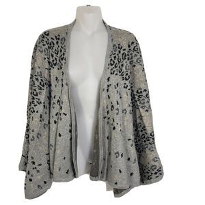 CAbi Womens Cape Wrap Sweater OS One Size Gigi Gray Leopard Animal Print 3115